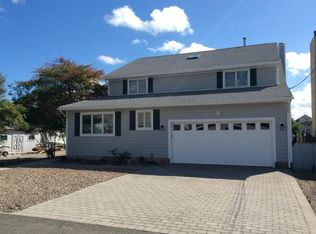 21 W Coral Dr, Brick, NJ 08723