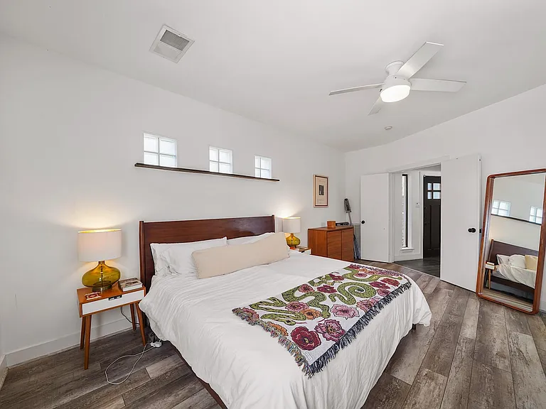 1231 Jackson Blvd — Photo 16