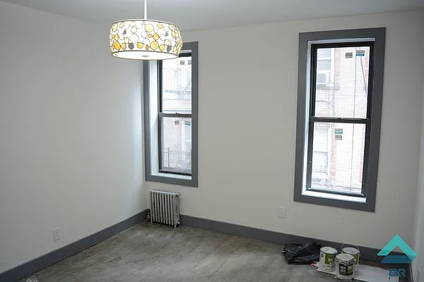 Rented by EXR | media 5