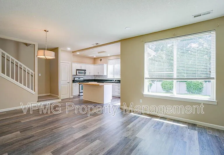 4013 NE 89th Way — Photo 8