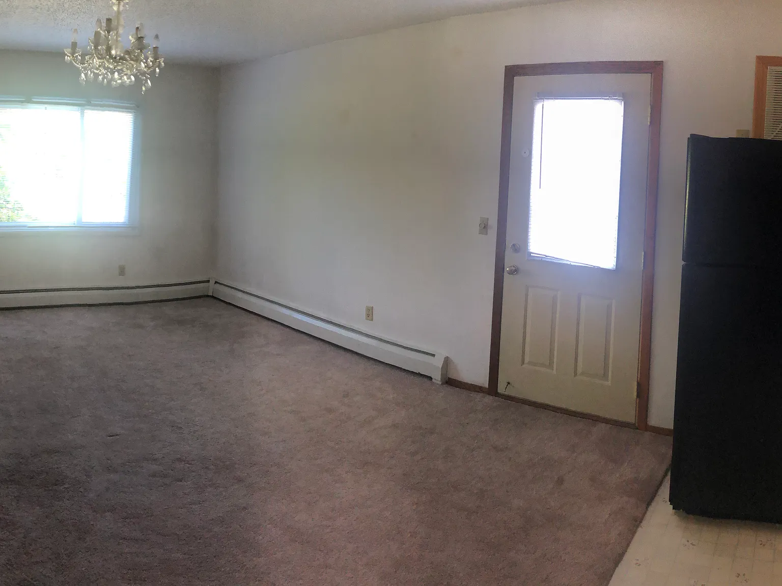 Studio, 450 sqft, $879 — Photo 2