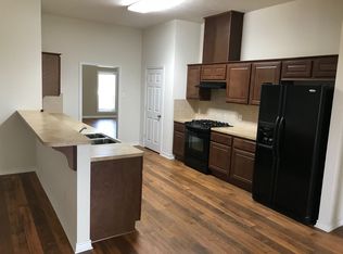 901 Whitewing Ln, College Station, TX 77845