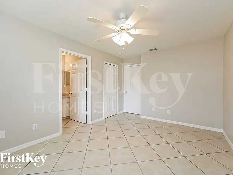 2565 Vogler Ln — Photo 12