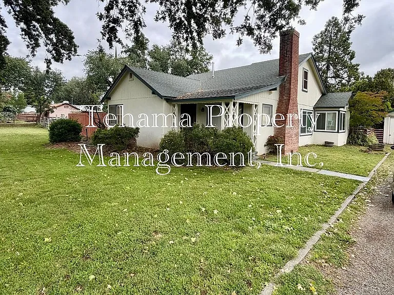 13650 Saint Marys Ave — Photo 1