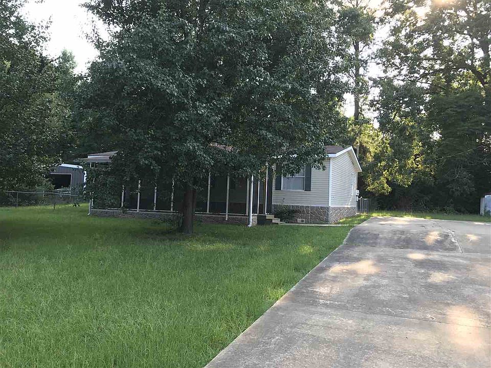 1st image of 206 Leslie Ln