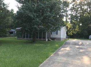 206 Leslie Ln, Atlanta, TX 75551