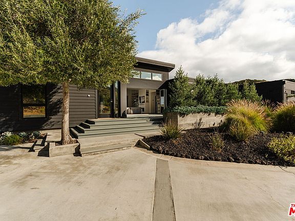 5th image of 3649 Kanan Rd