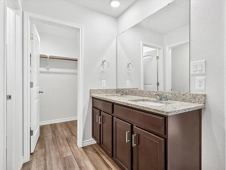 7826 Bullrider Dr — Photo 23