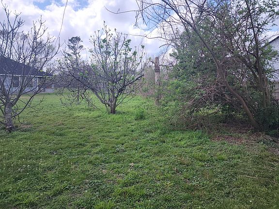 4th image of 9021 Lomax St