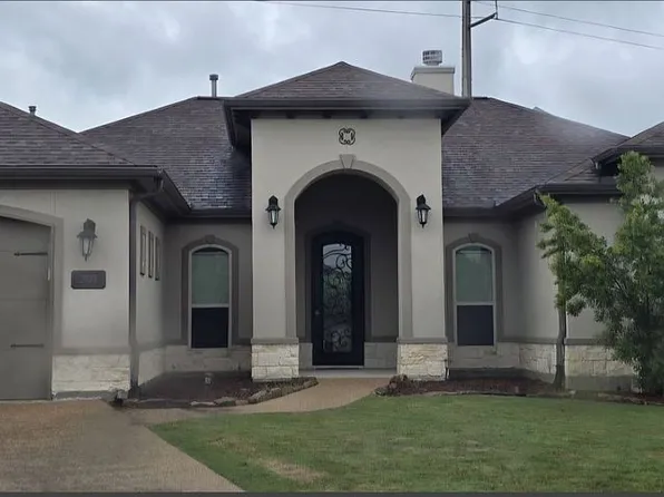 2904 Castellon Ct, Bryan, TX 77808