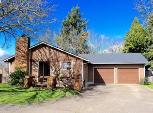 2378 Ironwood St, Eugene, OR 97401
