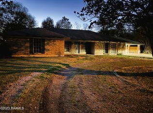 216 S Larriviere Rd, Youngsville, LA 70592