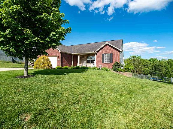 3rd image of 10359 Petersburg Ct