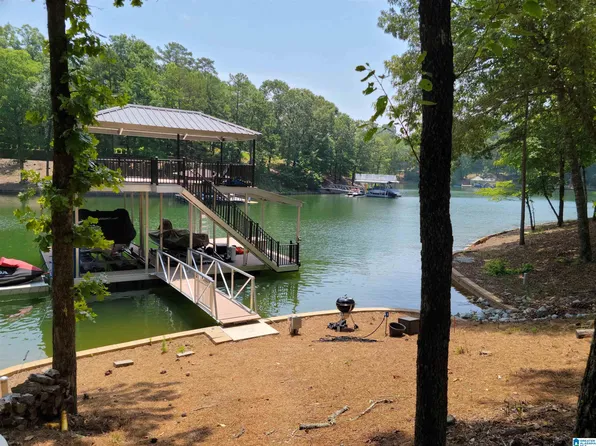 281 Red Cedar Dr #121, Wedowee, AL 36278