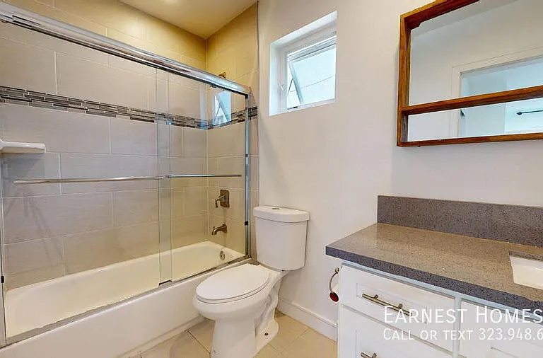 147 1/2 Roselake Ave — Photo 11