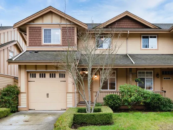 811 North Rd #3, Gibsons, BC V0N 1V9