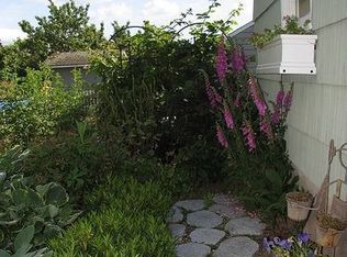 6806 23rd Ave NE, Seattle, WA 98115