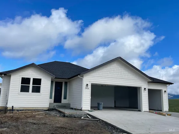 2436 E 3rd, Moscow, ID 83843