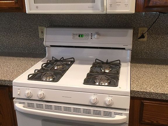 Gas Range & Oven
