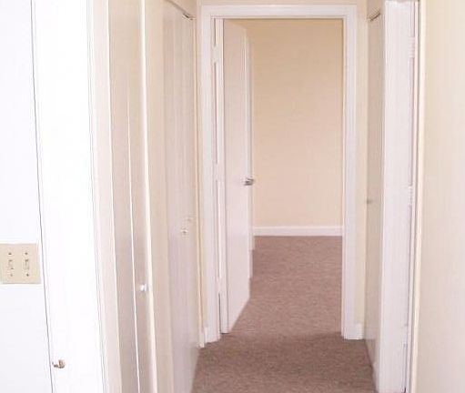 3rd image of 4752 S Wabash Ave #4752301