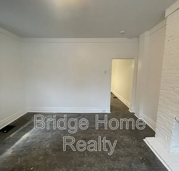 128 S Spring Ave — Photo 7