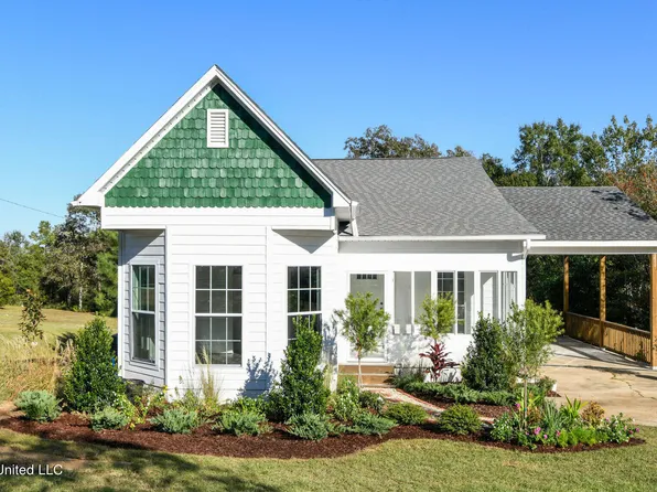 22200 Old River Rd, Vancleave, MS 39565