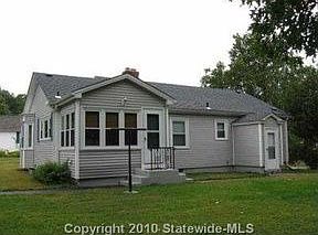 1st image of 17 Blossom St
