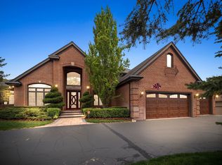 5580 Saint Andrew Dr, Clarkston, MI 48348