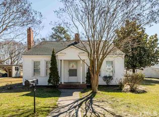 104 N Wayne Ave, Dunn, NC 28334