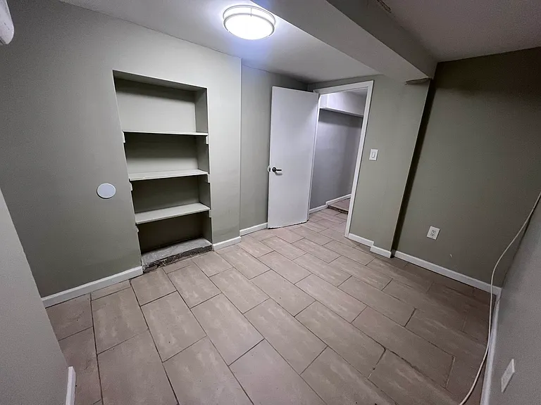 43 Weirfield St #G1 — Photo 10