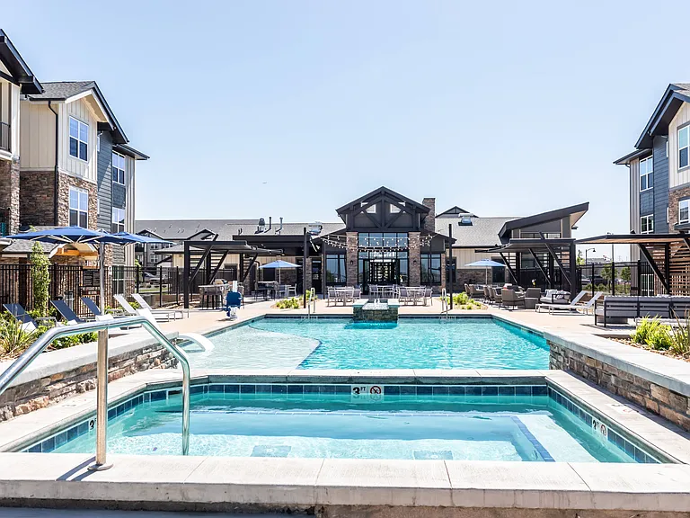 Luxury Pool