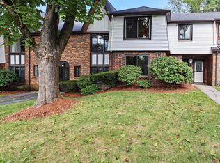 14 Cobblestone Ln #14, Worcester, MA 01606