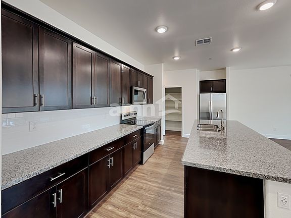 4th image of 84 Miners Reserve Ln
