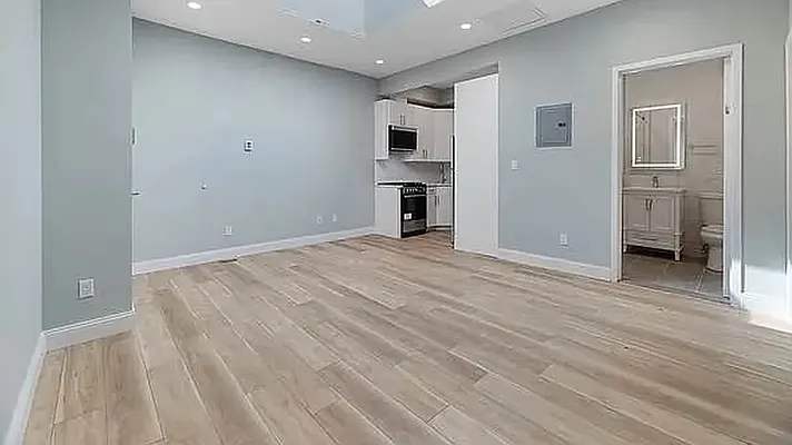 Rented by Highline Residential | media 1