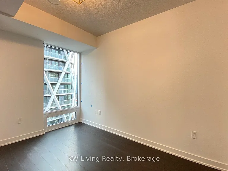 238 Simcoe St #2906 — Photo 10