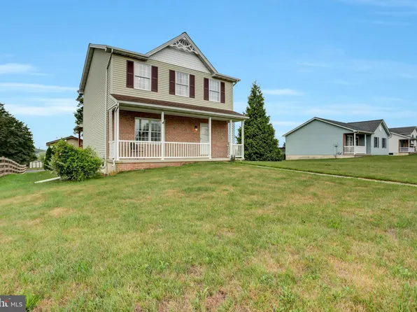 217 S Columbus Ave, Littlestown, PA 17340