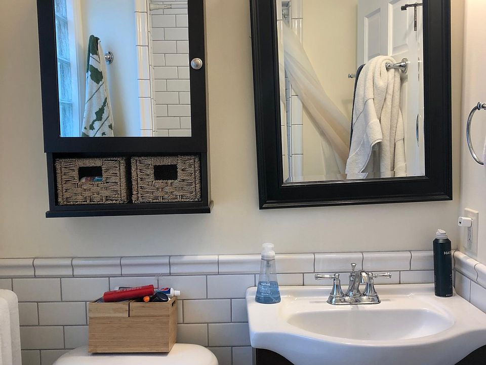1st image of 2609 Fremont Ave S APT 8