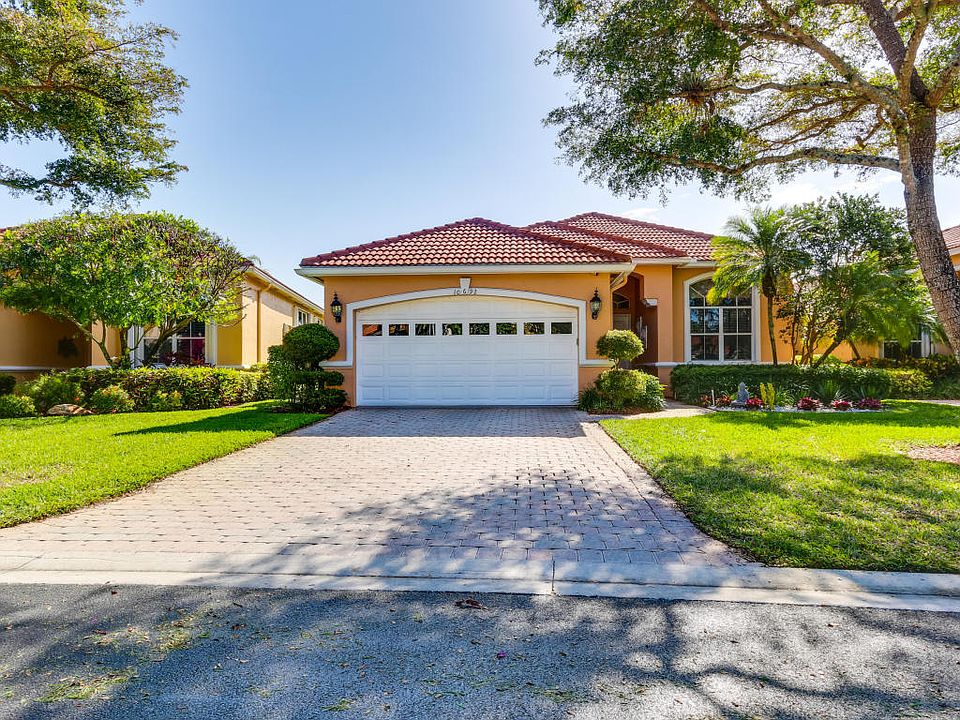 1st image of 10692 Fairmont Village Dr