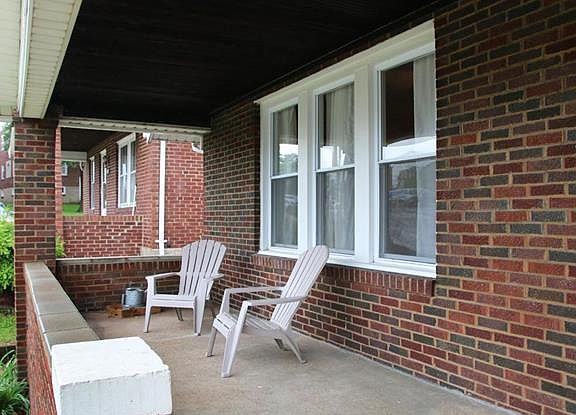 2nd image of 8525 Rosemary Ave