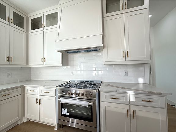 5th image of 7442 County Road 4023 Rd