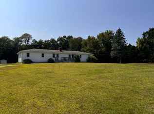 32 Dean St #32B, Rehoboth, MA 02769