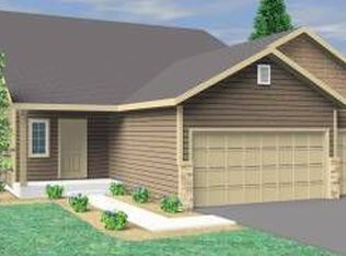985 Bridle Creek Dr, Jordan, MN 55352