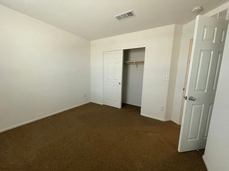 6124 Castle Gardens Ave — Photo 21