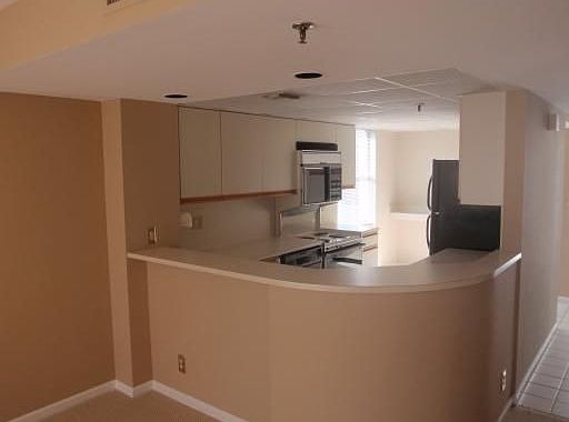 3rd image of 3901 S Flagler Dr APT 303