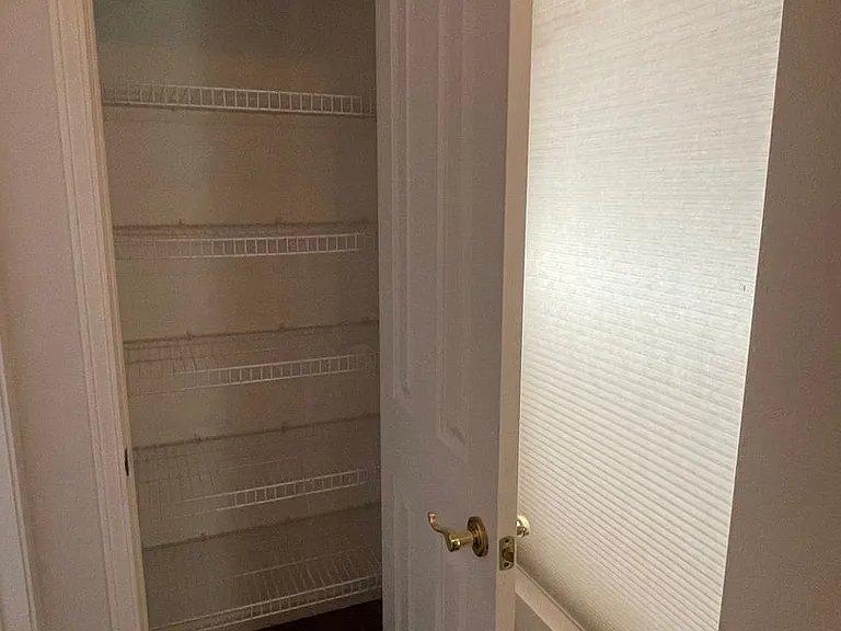 135 Wildhorn Ct — Photo 21