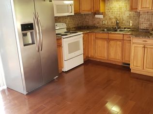 66 Montgomery St #A, Westfield, MA 01085