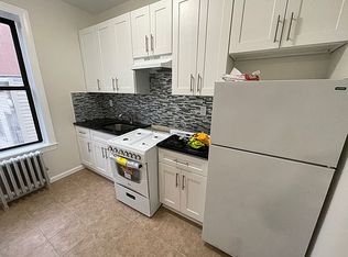 20-56 27th St #1, Astoria, NY 11105
