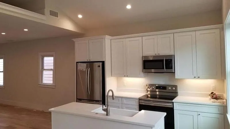 2 bed, 2.5 bath, 860 sqft, $3,200 — Photo 2