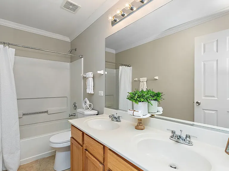2284 Flagstone Ln — Photo 10