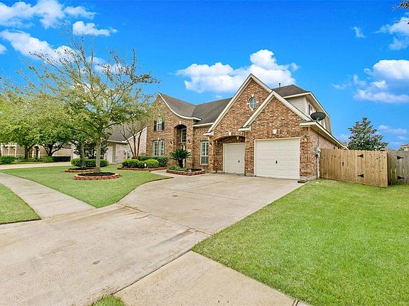 2nd image of 8611 Sunrise Meadow Ln